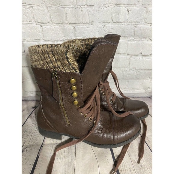 Crown Vintage brown leather combat boots size 10M - Picture 3 of 5